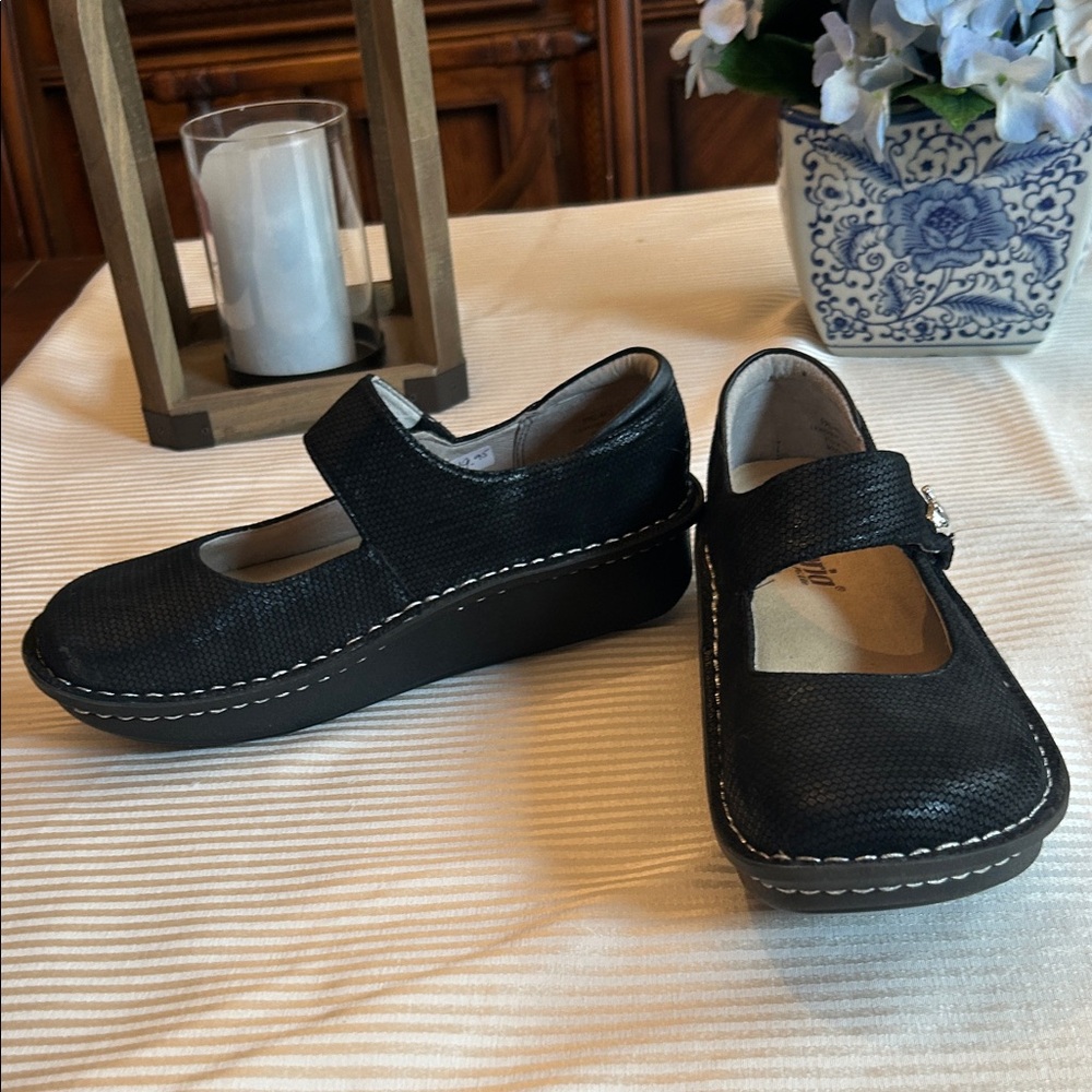 NWOT Alegria Women's Black Mary Jane - Picture 3 of 6